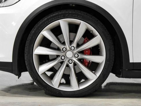 Used 2016 Tesla Model X P90D image 52