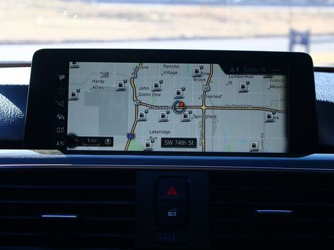 Used 2017 BMW M4 Coupe image 14