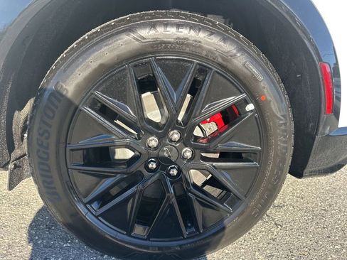 Used 2025 Ford Mustang Mach-E Premium w/ Sport Appearance Package image 31