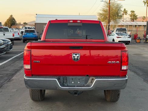 Used 2017 RAM 1500 Classic SLT image 9