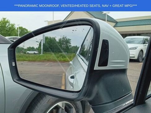 Used 2022 Volkswagen Tiguan SEL R-Line AWD/4WD image 21