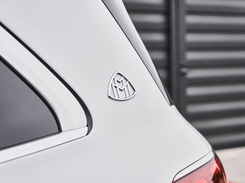 Used 2026 Mercedes-Benz Maybach GLS 600 4MATIC image 9