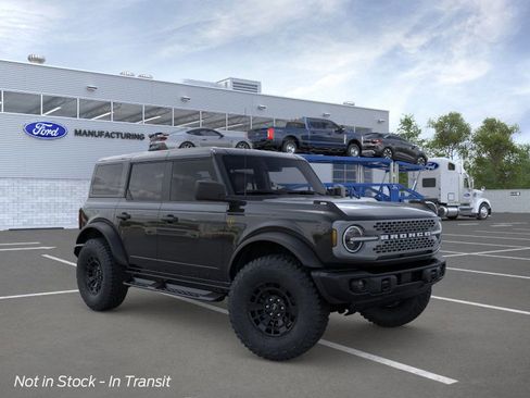 New 2026 Ford Bronco Badlands w/ Sasquatch Package image 1