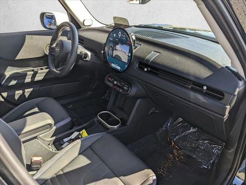 Certified 2025 MINI Cooper S image 20