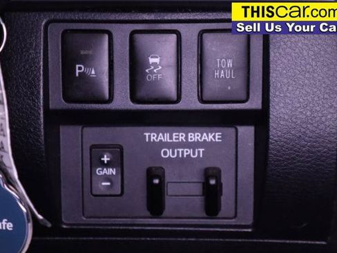 Used 2019 Toyota Tundra Platinum AWD/4WD image 24