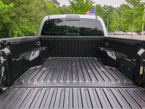 Used 2023 Toyota Tacoma SR5 AWD/4WD image 13