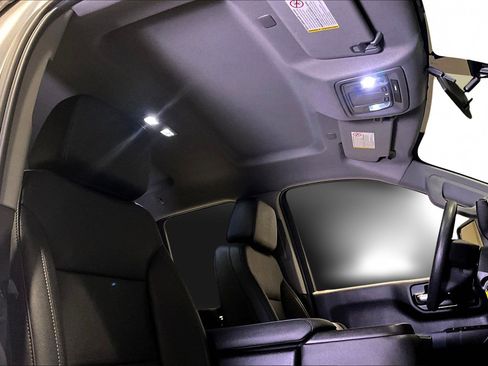 Used 2023 Chevrolet Silverado 2500 W/T image 28