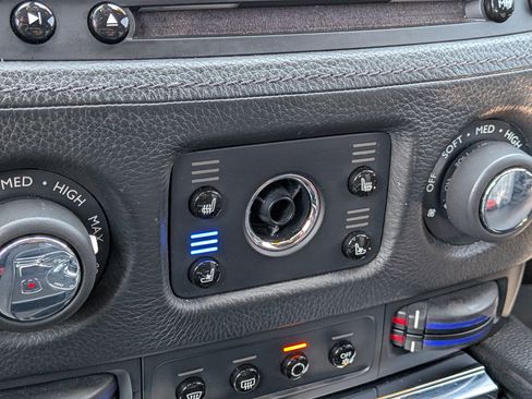 Used 2013 Rolls-Royce Ghost RWD image 33