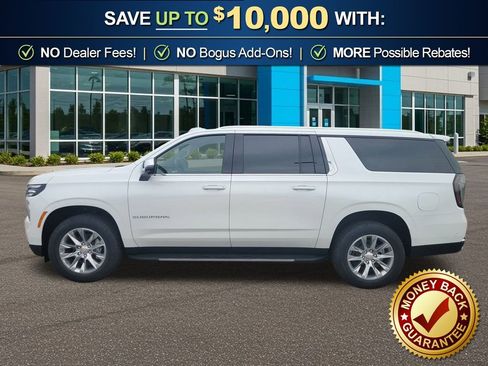 New 2025 Chevrolet Suburban Premier RWD image 5