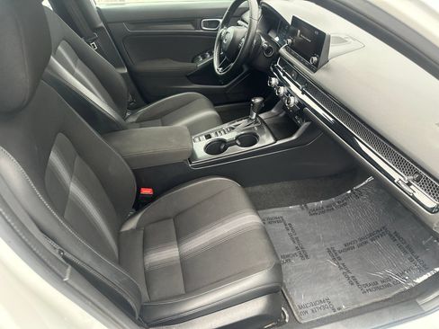 Used 2023 Honda Civic Sport image 29