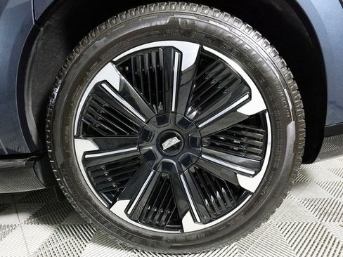 Used 2025 Cadillac Escalade IQ Sport 2 image 48