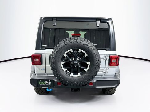 Used 2024 Jeep Wrangler Unlimited Rubicon 4xe AWD/4WD image 7