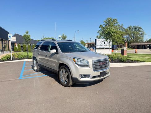 Used 2017 GMC Acadia Limited SLT AWD/4WD image 3