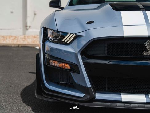 Used 2022 Ford Mustang Shelby GT500 w/ Carbon Fiber Track Pack RWD image 3