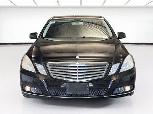 Used 2011 Mercedes-Benz E 350 Sedan image 2
