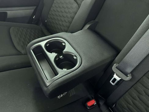 Used 2022 Nissan Pathfinder SV AWD/4WD image 33