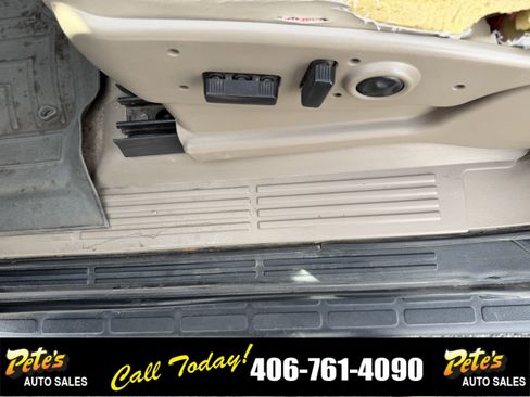 Used 2005 GMC Yukon SLT w/ SLT Preferred Equipment Group AWD/4WD image 19