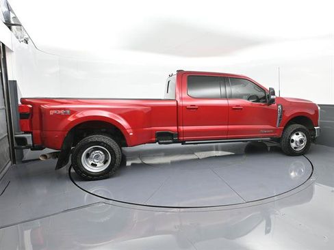 Used 2024 Ford F350 Lariat w/ Lariat Ultimate Package AWD/4WD image 34