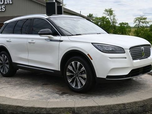 Used 2022 Lincoln Corsair Reserve AWD/4WD image 3