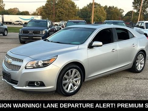 Used 2013 Chevrolet Malibu LTZ FWD image 3