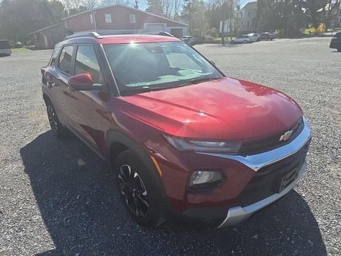 Used 2023 Chevrolet TrailBlazer LT w/ Convenience Package image 3