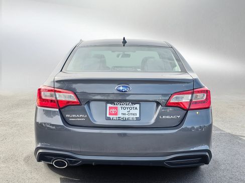 Used 2018 Subaru Legacy 2.5i Premium AWD/4WD image 4