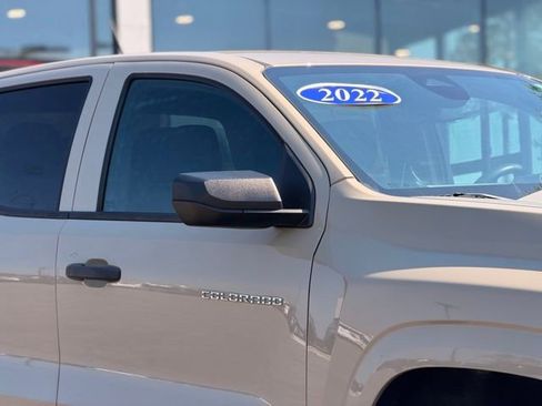 Used 2023 Chevrolet Colorado W/T RWD image 4