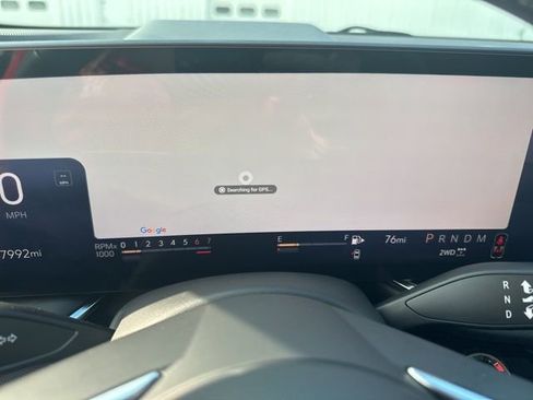 Used 2025 Buick Envision Preferred AWD/4WD image 17