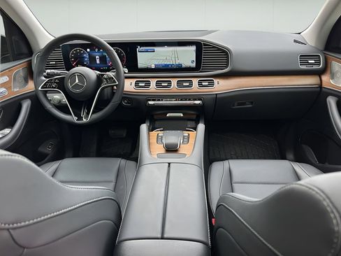 Used 2025 Mercedes-Benz GLE 350 4MATIC image 12