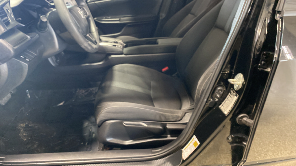 Used 2018 Honda Civic LX image 9