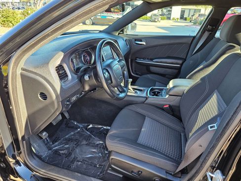 Used 2023 Dodge Charger SXT image 16