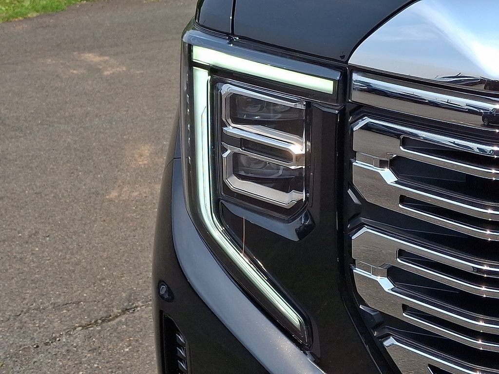 New 2026 GMC Sierra 1500 Denali w/ Denali Reserve Package AWD/4WD image 6