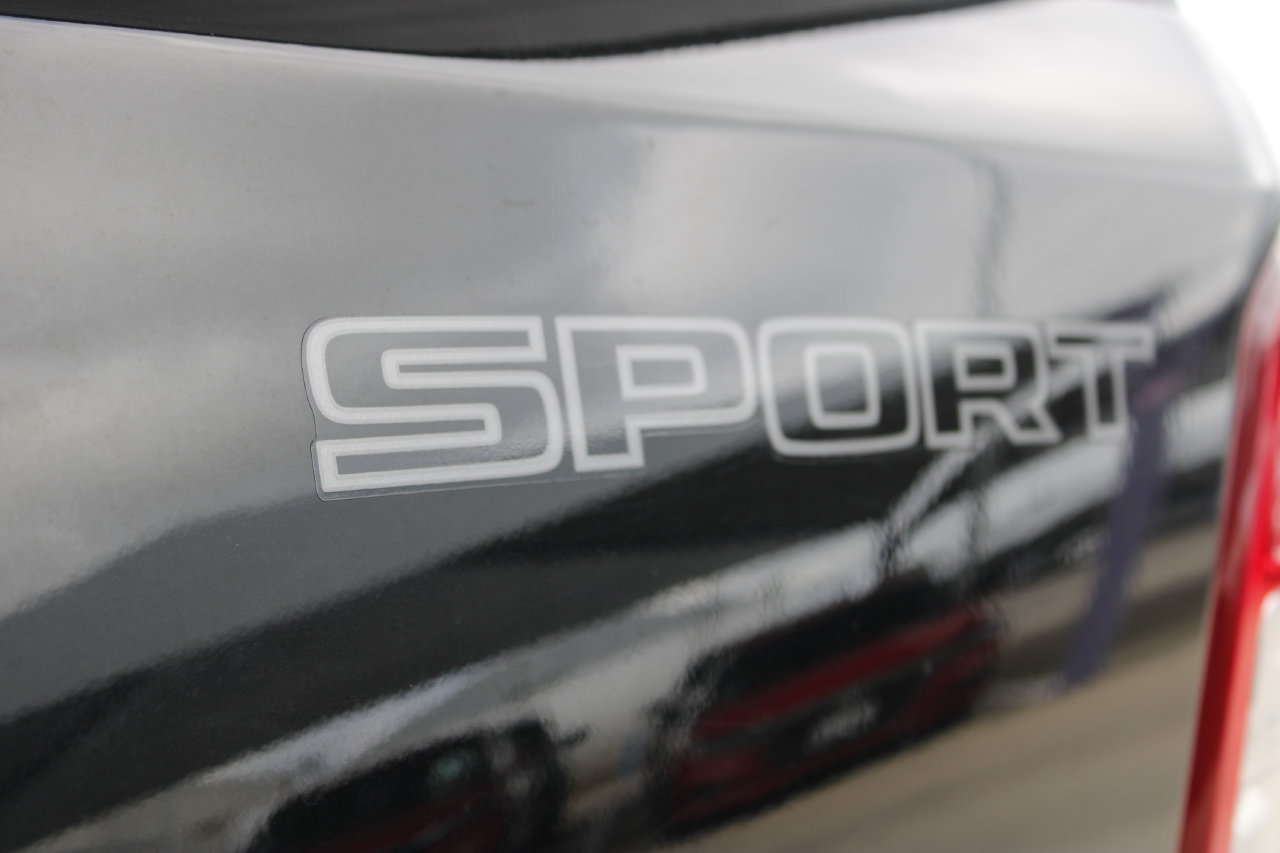 Used 2022 RAM 1500 Big Horn AWD/4WD image 3