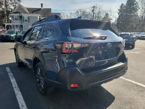 Used 2025 Subaru Outback Onyx Edition image 6