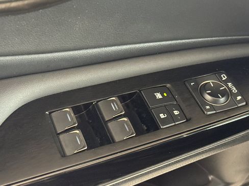 Used 2023 Lexus ES 350 w/ Accessory Package (Z1) FWD image 13