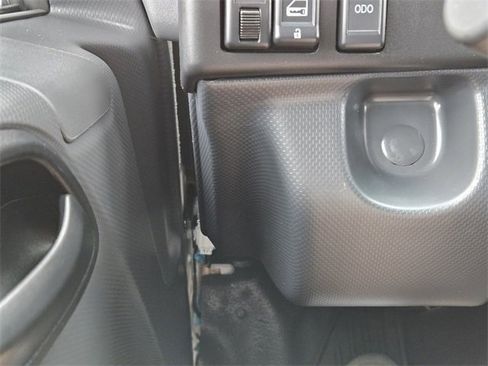 Used 2024 Chevrolet Low Cab Forward image 19