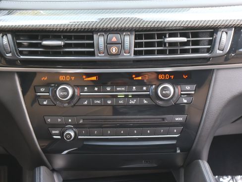 Used 2017 BMW X5 M AWD/4WD image 18