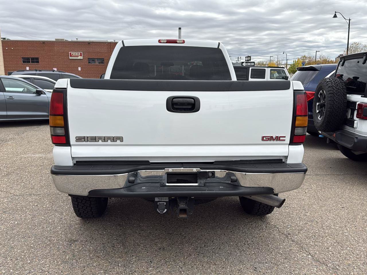 Used 2005 GMC Sierra 2500 SLE AWD/4WD image 3