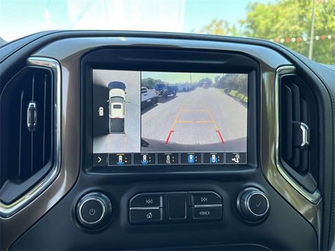 Used 2019 Chevrolet Silverado 1500 High Country image 38