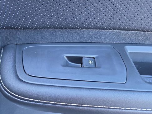 New 2026 Volkswagen Atlas Cross Sport SE image 33