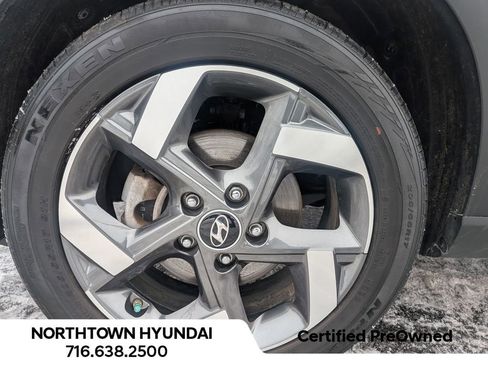 Certified 2023 Hyundai Venue SEL w/ Cargo Package image 37