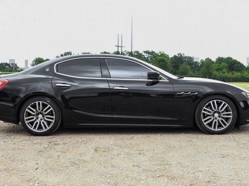 Used 2015 Maserati Ghibli S Q4 AWD/4WD image 9