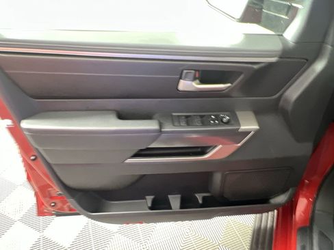 Used 2025 Toyota Sequoia SR5 image 23