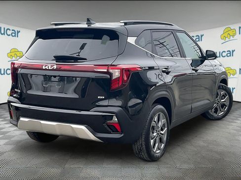 Used 2024 Kia Seltos S image 6