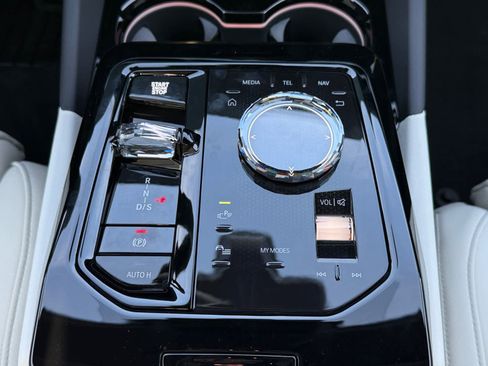 New 2026 BMW 530i xDrive w/ Executive Package image 26