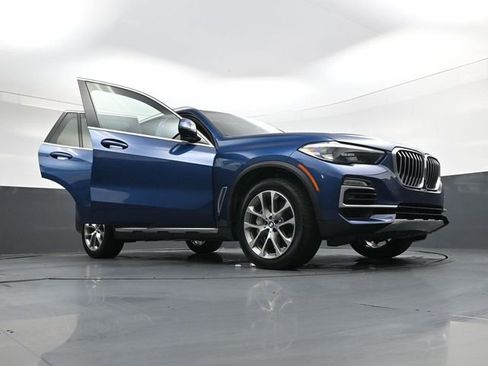 Used 2019 BMW X5 xDrive50i w/ Premium Package 2 image 41