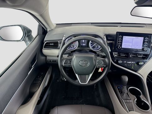 Used 2023 Toyota Camry LE FWD image 17