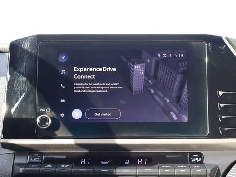 Used 2025 Toyota Camry SE image 20