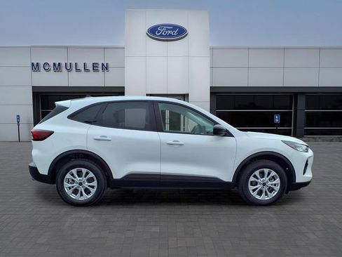 Certified 2025 Ford Escape Active AWD/4WD image 7