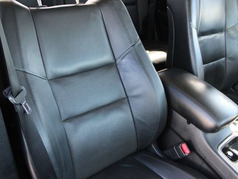 Used 2013 Jeep Grand Cherokee Limited w/ Luxury Group II RWD image 15